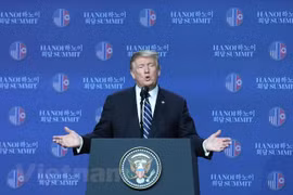 US President convenes press conference
