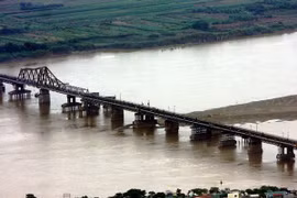 Nearly 2 trillion VND invested in upgrading north-south railway