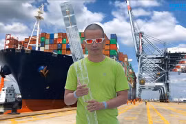 Vietnamese artist crosses Pacific Ocean by cargo boat to reach around the world