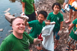 Long Bien Bridge clean-up event to be held this weekend