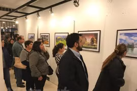 Vietnam hosts cultural days in Paraguay