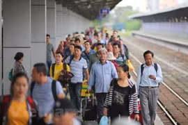Railway sector operates more trains for upcoming holidays