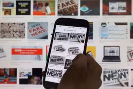 Singaporean parliament approves anti-fake news law