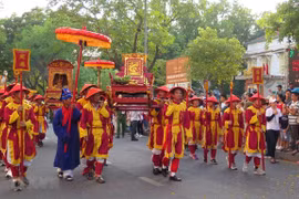 Hue Traditional Craft Festival: patrons of all crafts commemorated 