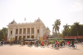 Hanoi welcomes nearly 17 million tourist arrivals in eight months