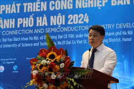 Nguyen Tran Quang, Deputy Director of the Hanoi Investment, Trade and Tourism Promotion Centre, speaks at the event (Photo: VNA)