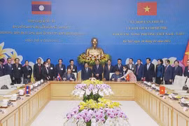 Vietnam - Laos inter-governmental committee convenes