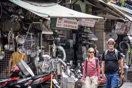 Hang Thiec Street - Preserving traditional crafts in Hanoi's Old Quarter