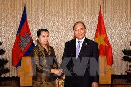 Deputy PM greets Reunification Day guests 