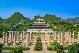 Tam Chuc tourist area - a renowned spiritual destination in Ha Nam. (Photo: VNA)