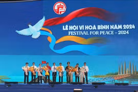 At the opening ceremony of the Festival for Peace 2024 in Quang TRi on July 6 evening (Photo: NA)