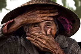 ‘The Faces of Vietnam’ through lens of French photographer