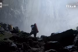 CNN: World's biggest cave is even bigger than we thought