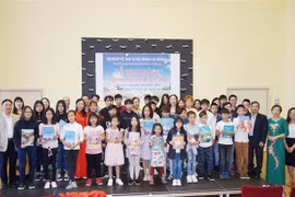 Vietnamese language teaching course for OVs opens in Czech