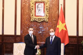 Chilean ambassador impressed with Vietnam’s Tet traditions