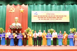 An Giang province launches a campaign to mobilise resources to do away with substandard houses across the locality. (Photo: VNA) 