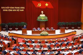 The 13th Central Committee of the Communist Party of Vietnam convenes a meeting in Hanoi on November 25. (Photo: VNA)