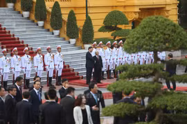 Official reception for President Xi Jinping in Hanoi