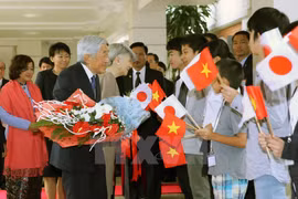 First activities of Japanese Emperor, Empress in Hanoi