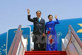 President arrives in Beijing, beginning State visit to China