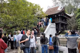 International arrivals to Hanoi on upswing