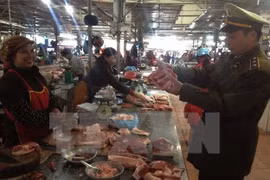 Deputy PM urged tightening food safety control