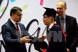 NA Chairman greets Hessen State Science Minister
