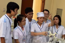 Italian region provides training, internship for Vietnamese students