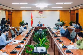 Vietnamese, Chinese officials discuss maintaining trade