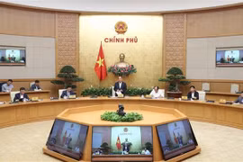 PM urges firms to build scenarios to prevent operation disruption