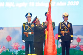 Orders bestowed on Vietnamese, Lao military units, individuals