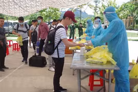 Four COVID-19 patients discharged from hospital