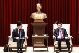 Hanoi leader receives AEONMALL Vietnam General Director 