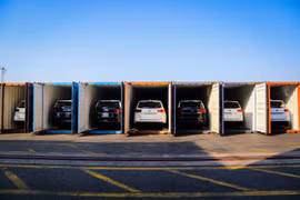 THACO ships first Kia Grand Carnival cars to Thailand