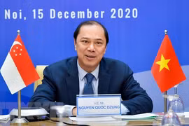Vietnam, Singapore hold 13th political consultation 