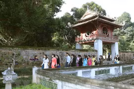 Smart tourism - a lever to develop Hanoi’s non-smoke industry