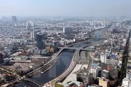 HCM City economy hit by COVID-19, things to worsen, warns local officials