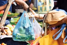 Thailand works to reduce plastic use