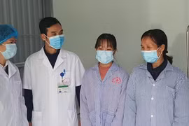 Two more COVID-9 patients discharged from hospital in Vinh Phuc