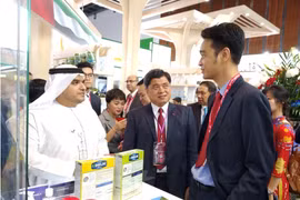 Vinamilk signs 20 million USD contract in Dubai 