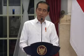 Indonesian President orders quick disbursement of budget for COVID-19 fight