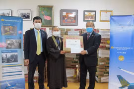 Embassy in Japan supporting Vietnamese citizens affected by COVID-19