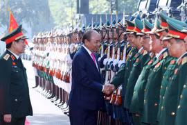 Prime Minister attends 10th army emulation congress
