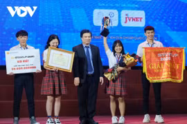 Outstanding projects in student start-up contest recognised
