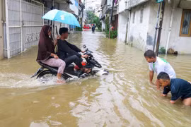Indonesia spends over 1.4 million USD reducing flood risks in Jakarta