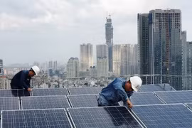 HCM City targets 1,000 MWp of rooftop solar power at IZs by 2024