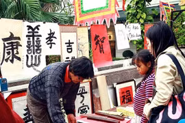 Festive vibe at Old Quarter-style market by Metropole