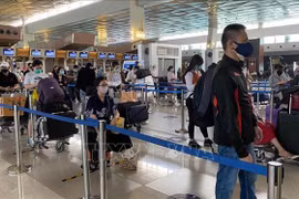 More than 210 Vietnamese citizens brought home from Indonesia