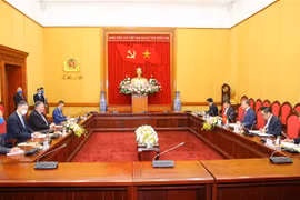 US offers 2-million-USD aid for Vietnam to surmount natural disasters' consequences 