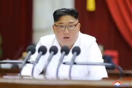 DPRK leader extends greetings to Vietnam on diplomatic ties